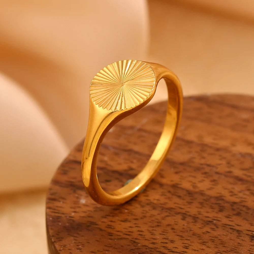 Minimalist Waterproof Dainty Rays Texture Circle Index Ring 18K Gold Plated Stainless Steel Ring for Women